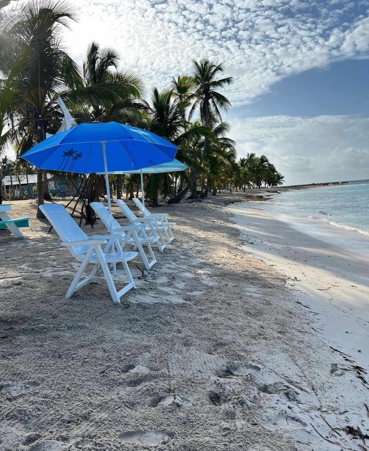 Casa Rosada Beach Front Mano Juan Exterior photo
