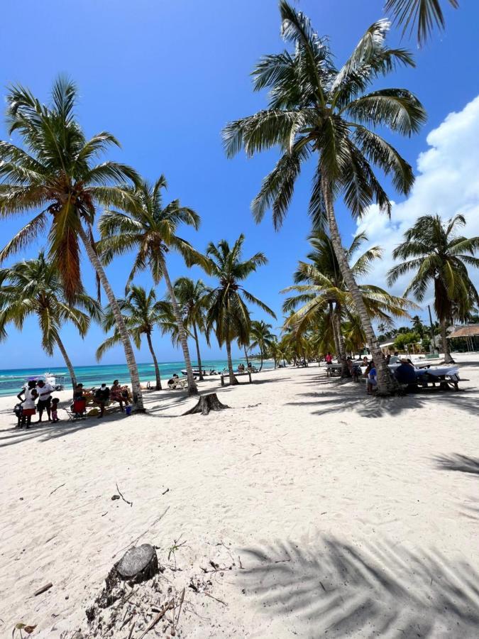 Casa Rosada Beach Front Mano Juan Exterior photo